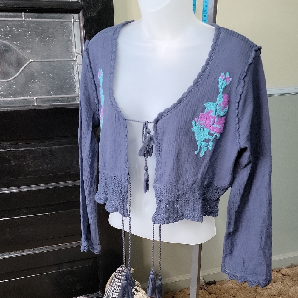 #56 Boheme Janis Blue Embroidered Bolero Jacket Crochet Details Woman Size O/S